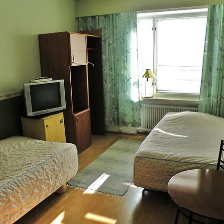 ゲストハウス Retro - Kupittaa